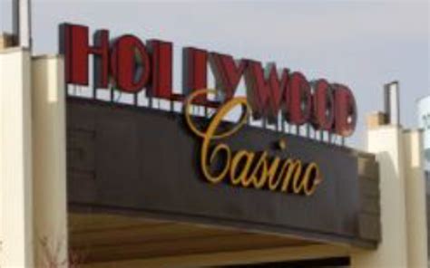 age for hollywood casino